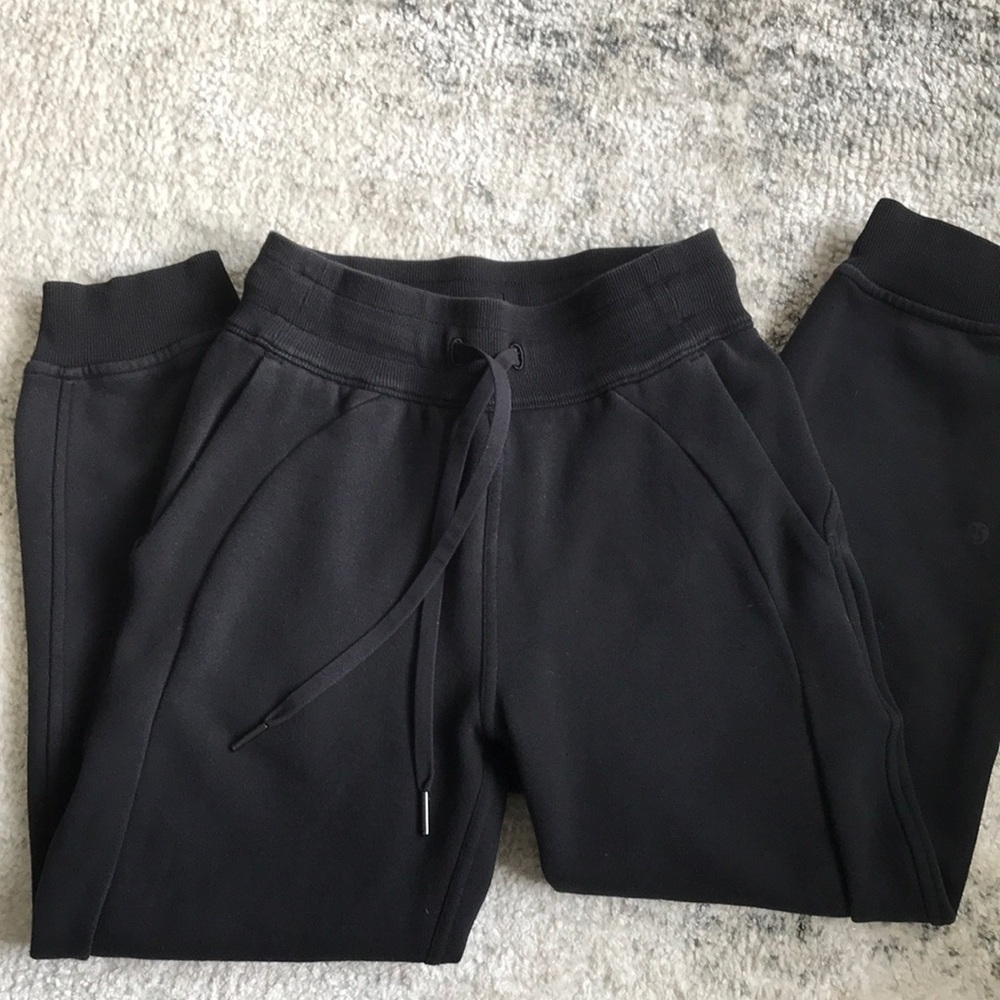 Lululemon scuba high rise crop jogger